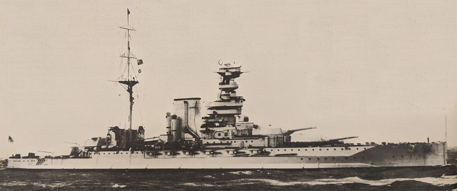 Queen Elizabeth 1936, small.jpg